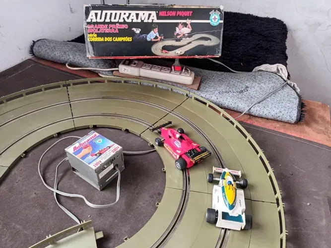 Autorama estrela mod. Nelson Piquet.semi novo.nao tem uma trava quebrada