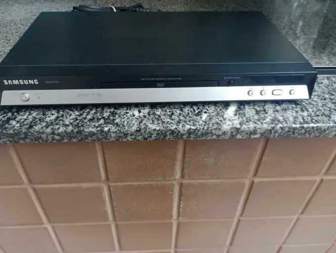 DVD 