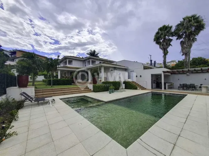 Casa em Condomínio - / Residencial / Parque das Laranjeiras