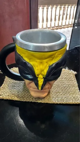 Caneca em Resina Wolverine