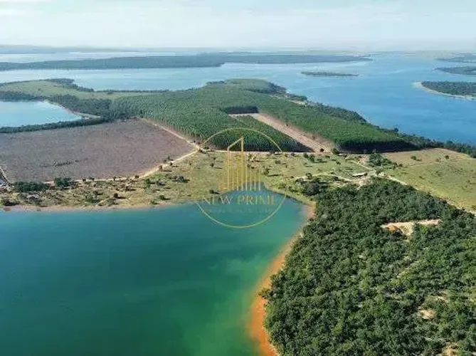 Fazenda à venda, 8 quartos, 1 suíte, Zona Rural - Morada Nova de Minas/MG