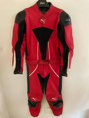 Macacão Pista Dainese Puma Vermelho - 2 Pç Tam : 52