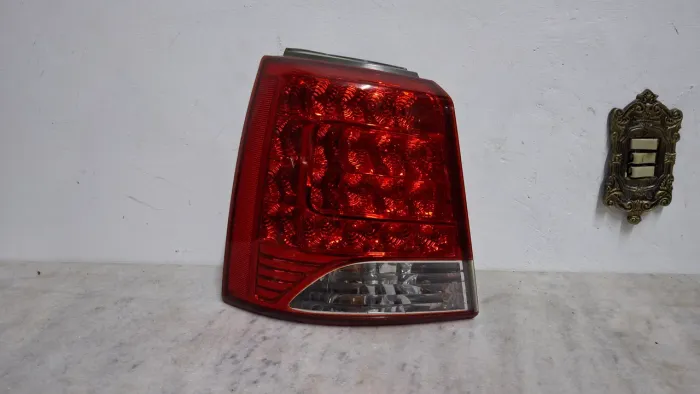 Lanterna kia sorento 2009/2013 original led