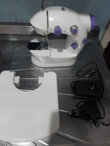 Máquina De Costura