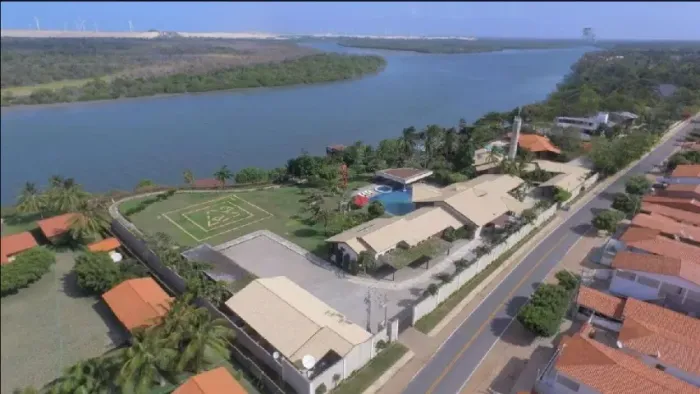 Mansão em Fortim Cod0284