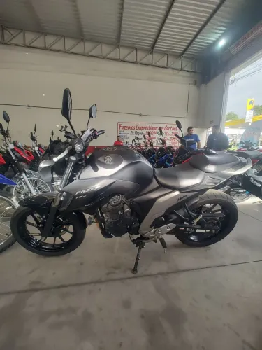 YAMAHA FZ25 VITORIA MOTORS