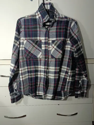 Blusa xadrez branca/azul