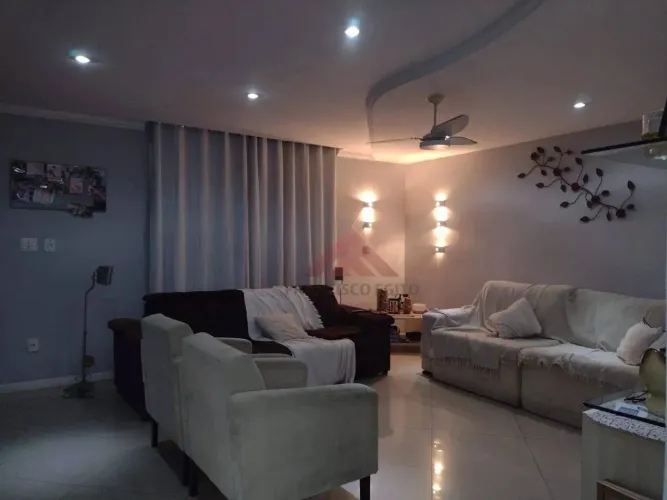 Casa com 4 quartos à venda, 120 m² por R$ 595.000 - Rio do Ouro - São Gonçalo/RJ