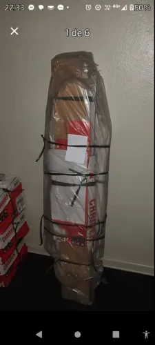 Cabeceira com criado mudo