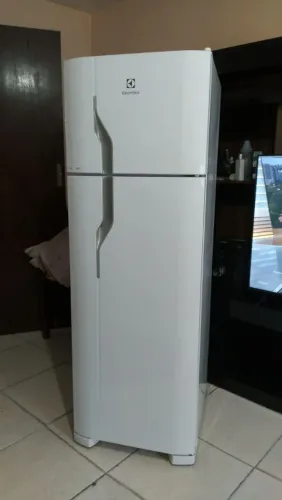 Geladeira Electrolux Dc35a semi nova ENTREGO