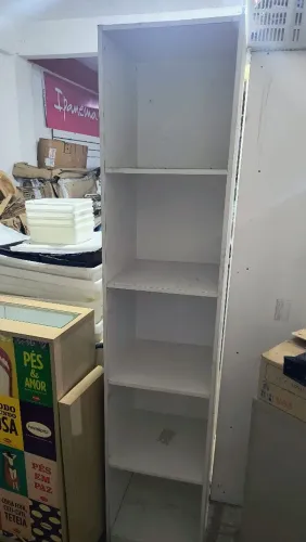 Vendo guarda roupas pequenos estão em ótimo estado 