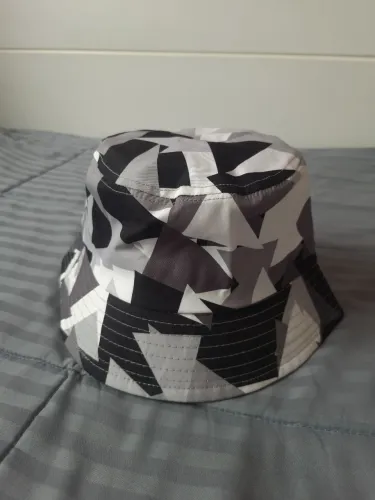 Chapéu bucket hat