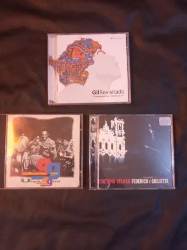 CDs Gilberto Gil, Caetano Veloso e Gil Revisistado