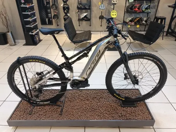 Bicicleta aro 29 0km Eletrica Oggi Razzo T30 Ano 2025