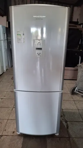Geladeira Brastemp Inverse em estado de nova