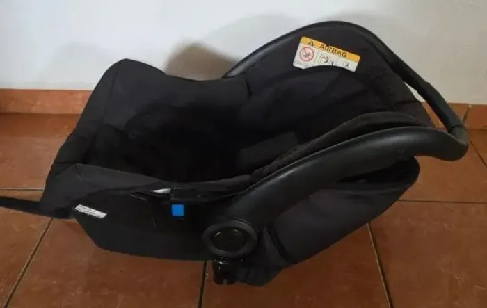 Bebê conforto Voyage semi novo com tudo completo.