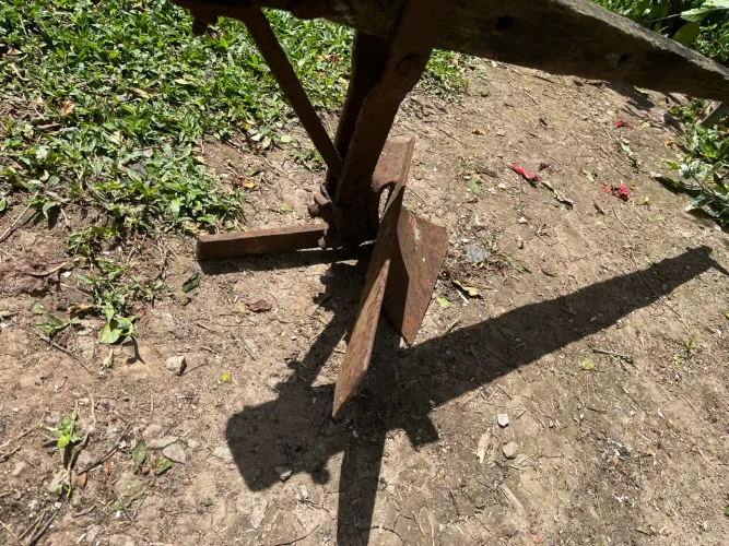 arado de aiveca antigo,