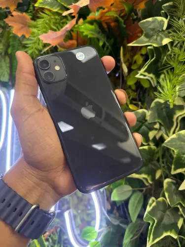 iPhone 11 64GB