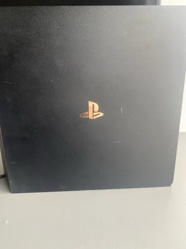 CONSOLE PS4 usado bem conservado 