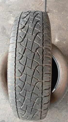 Pneu 215 80 aro 16 Pirelli APENAS UMA UNIDADE
