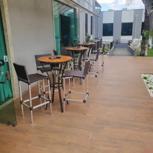 BISTRÔ PARA VARANDA/ JARDIM/ PISCINA