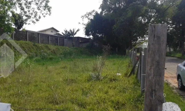 Terreno em Sarandi à venda com 360 m² de área disponível para construção