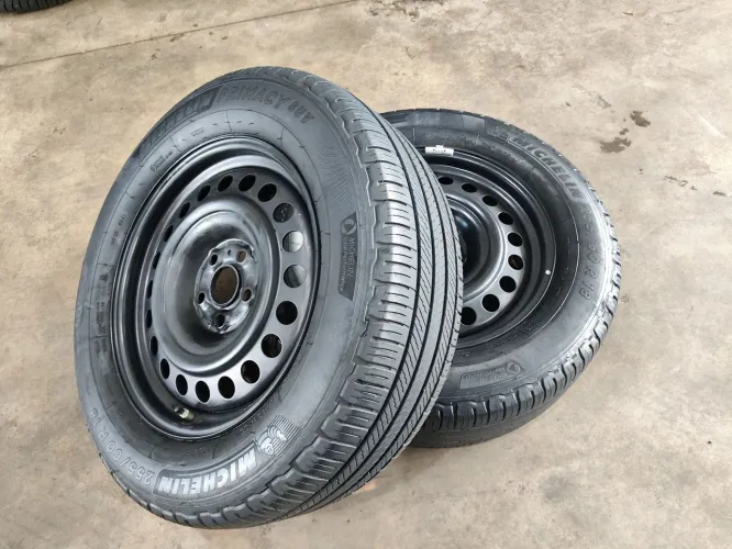 ESTEPE VW AMAROK ARO 18" C/ PNEU SEMINOVO