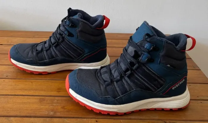 Bota Masculina de Trilha Impermeável SH100 Warm Quechua Azul TAM BR 43