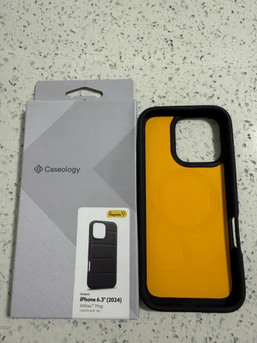 Capa Caseology iPhone 16 Pro