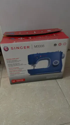 Máquina de Costura Singer 3335 - 220V