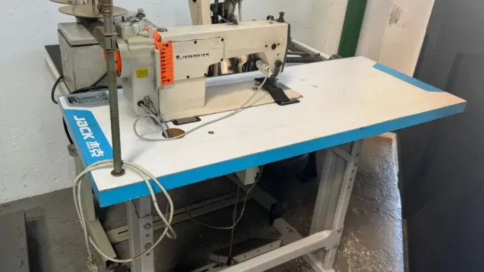 Máquina De Costura Reta Lanmax DDL9950