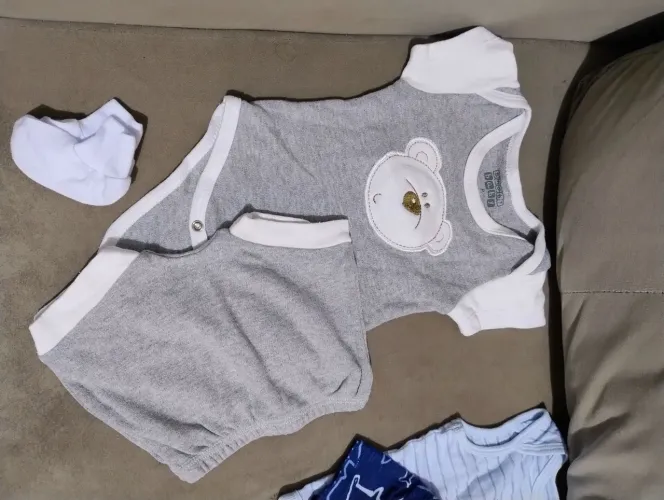 Lote roupas menino/menina até 1 ano