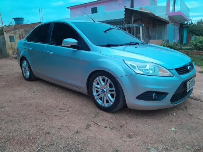 Focus 2.0 Automático 