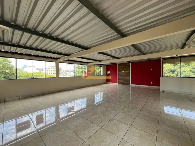 Loja localizado no bairro Bom Pastor