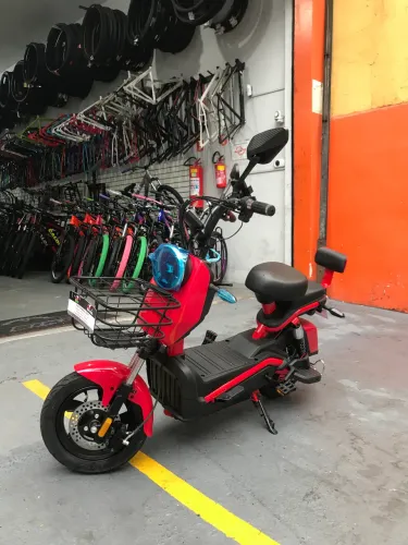 Moto elétrica ibike