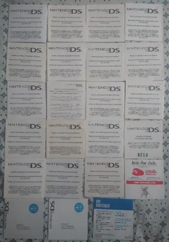 lote com manual de precaução e saúde originais para Nintendo DS - favor ler anúncio