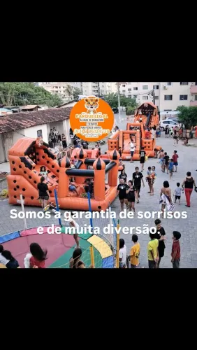 Temos vários modelos de brinquedos infláveis, pula pula de vários tamanhos,
