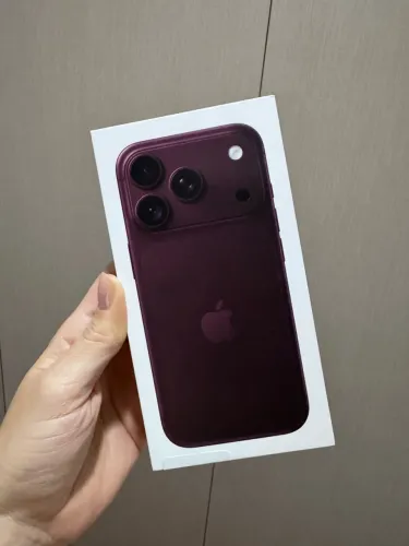 Iphone 18 PRO 256 GB Cor: Bordô