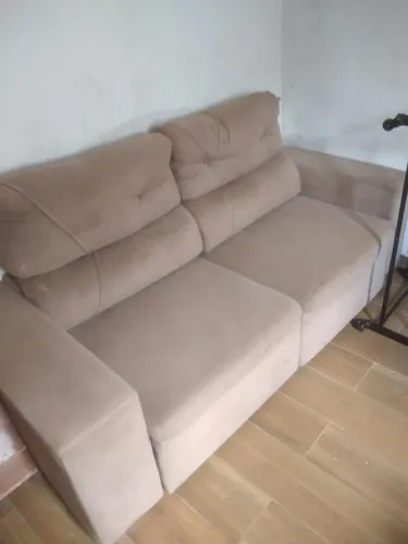 SOFÁ RETRÁTIL DE VELUDO 