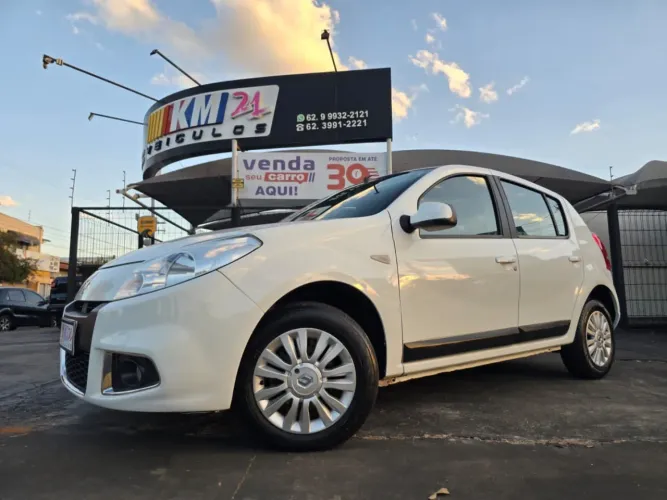 Renault Sandero Privilège Hi-flex 1.6 16V 5P AUT 2012