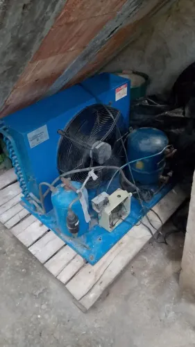 Condensadora de câmara fria