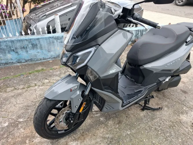 Dafra joyrider 300