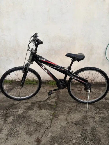 Bicicleta Caloi TRS Aro 26 - Alumínio - 21 Marchas