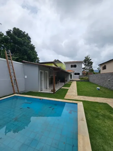 VITOR LOPES - Casa em condomínio exclusivo na Praia da Tartaruga com praia particular