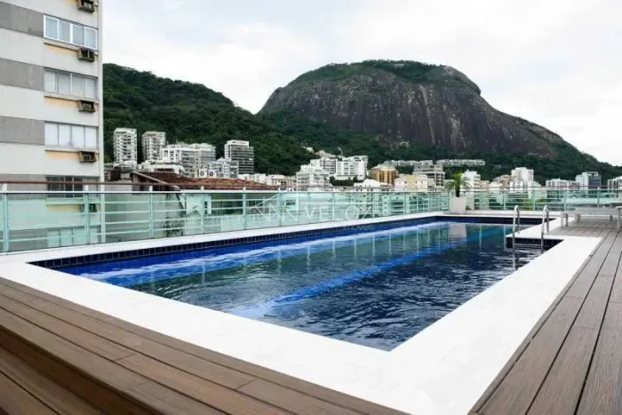 Flat : / Residencial / Jardim Botânico