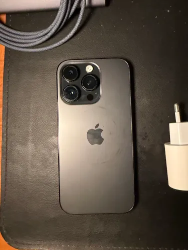 iPhone 14 Pro 256gb preto espacial com carregador e cabo