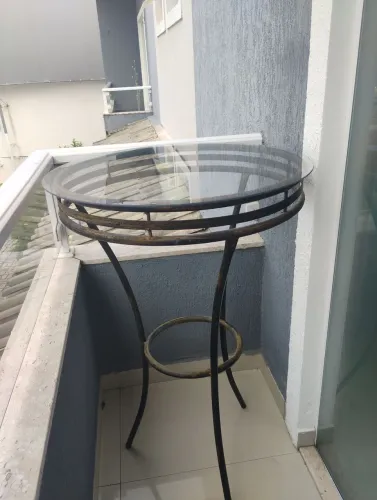 Base de Mesa com tampo de vidro 