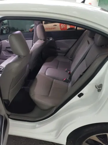 Honda Civic Sedan LXR 2.0 Flexone 16V Aut. 4P 2016