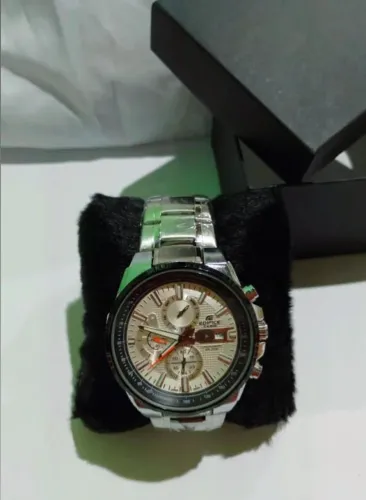 Relógios novos Na caixa!