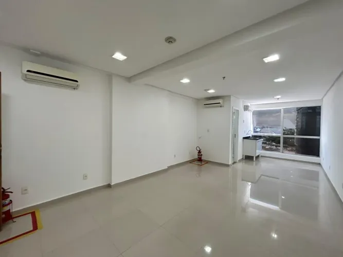 Atlantic Tower sala Bussines 35m² Venda e Locação andar alto!